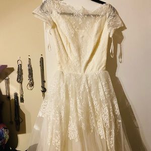 Vintage wedding dress